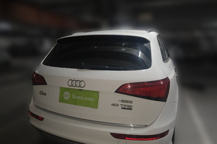 Used Audi Q5 2018 Collector's Edition 40 TFSI Ambition Model
