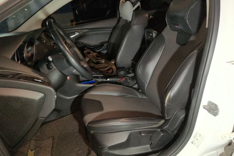 Used Ford Focus 2012 Hatchback 1.6L Automatic Fashion Edition