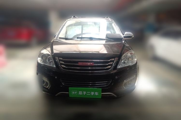 Used Haval H6 2014 Upgraded Model 2.0T Diesel Manual Two-Wheel Drive Urban Version
