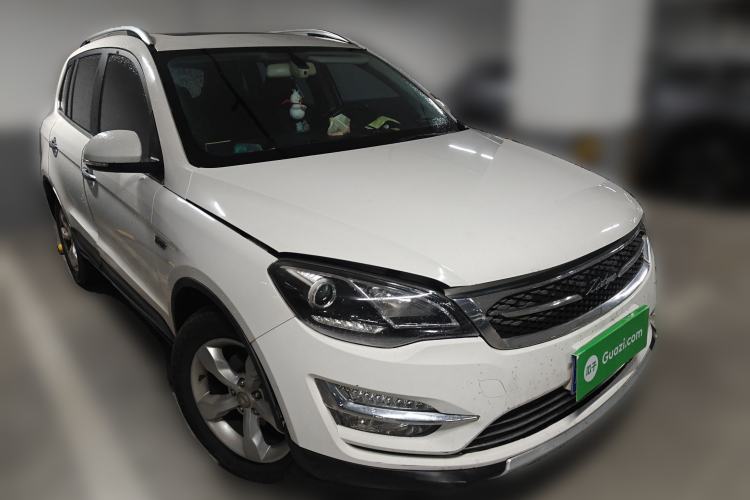 Used Zotye Domy X5 2015 1.5T Manual Supreme Model China IV Standard Front Right 45 Deg