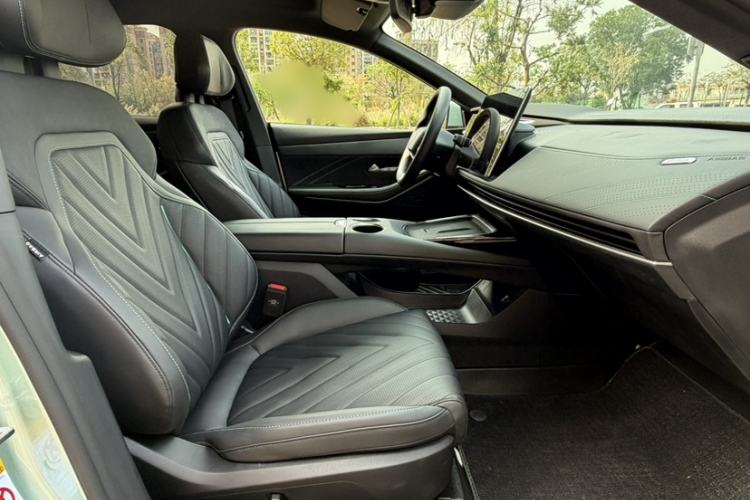 Used Deepal SL03 2025 Extended-Range Sporty Version