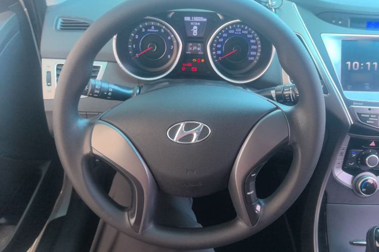 Used Hyundai Elantra (5th Generation / Langdong) 2015 1.6L Automatic Leading Model
