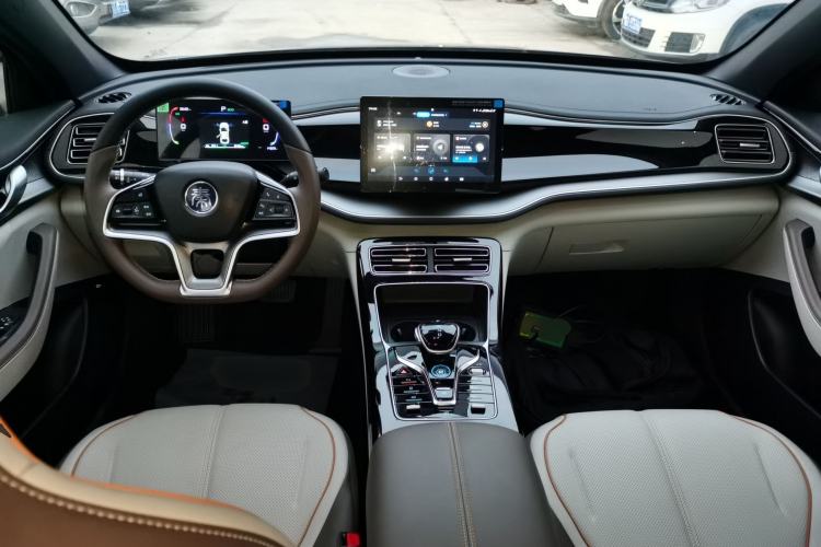 Used BYD Qin PLUS 2024 Honor Edition EV 420KM Leading Model