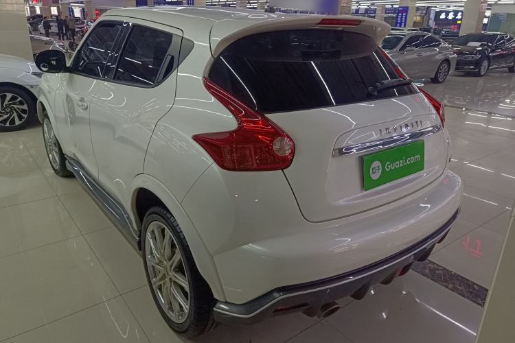 Used Infiniti ESQ 2014 1.6L Spontaneous Edition
