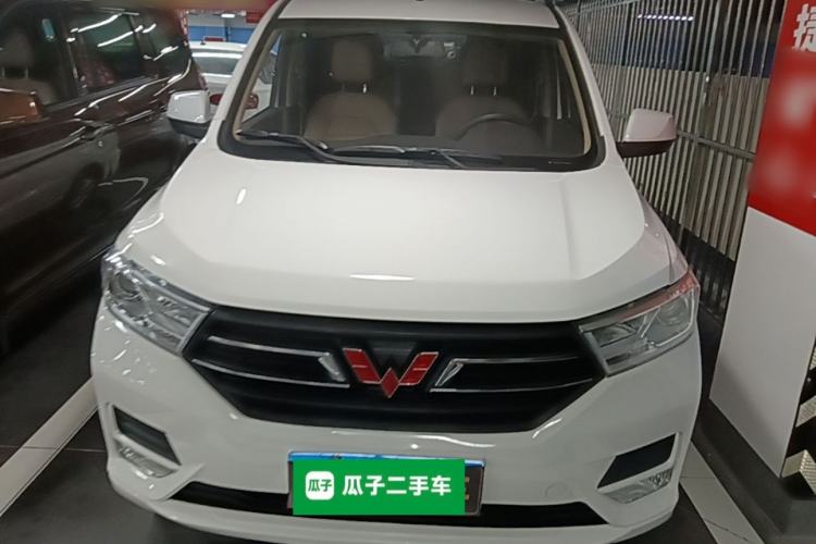 Used Wuling Hongguang 2019 1.5L S Comfort Edition China VI LAR

