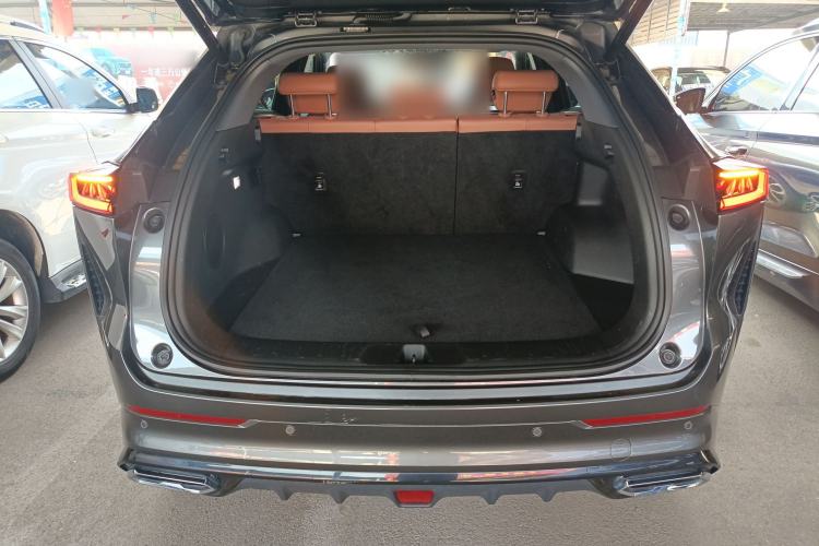 Used CHANGAN UNI-Z New Energy 2024 Blue Whale Smart Electric iDD 125km Excellence Model Trunk