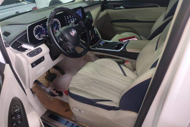 Used Buick GL8 2022 ES Landtrek 653T Comfort Edition