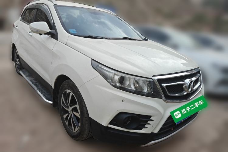 Used BAIC Senova X55 2016 1.5T CVT Luxury Edition Front Right 45 Deg