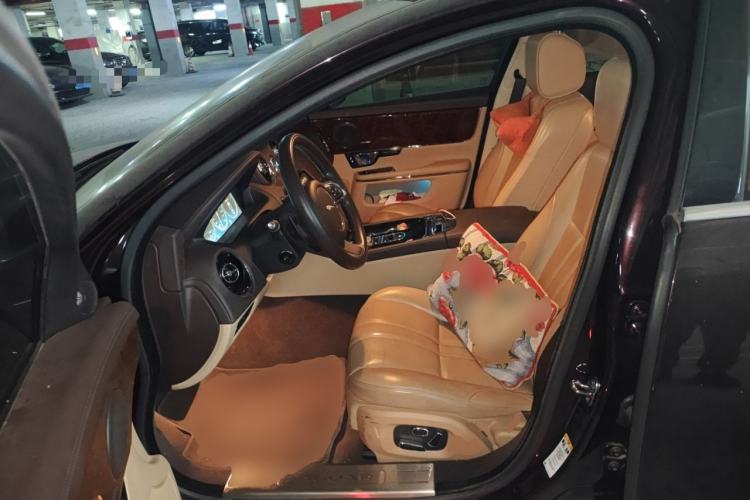 Used Jaguar XJ 2014 XJL 3.0 SC Two-Wheel-Drive Panoramic Business Edition