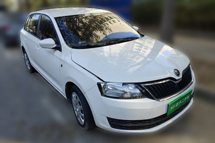 Used Skoda Rapid Spaceback 2014 1.6L Automatic Enjoyment Edition