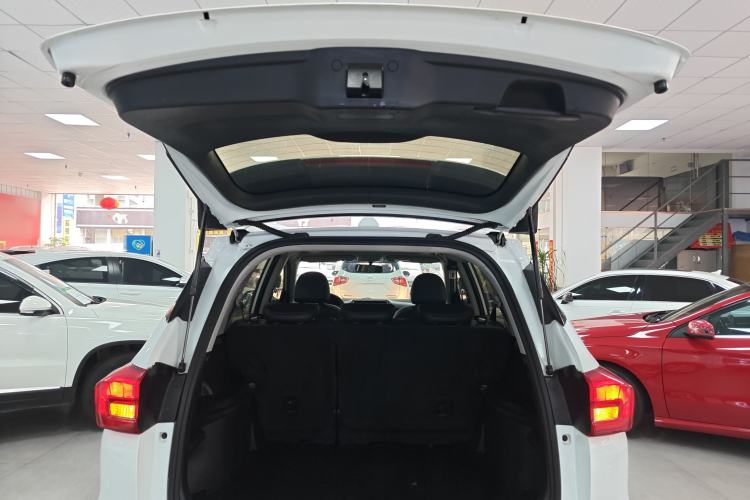 Used Haval M6 2019 1.5T Manual Two-Wheel Drive Elite Version China V Standard
