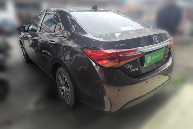 Used Toyota Levin 2016 Dual-Engine 1.8H GS E-CVT Elite Model with Sunroof