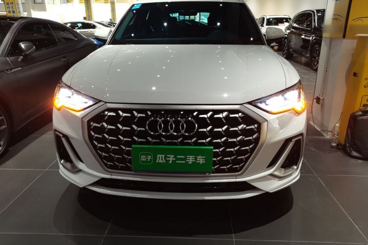 Used Audi Q3 2024 35 TFSI Fashion Dynamic Edition
