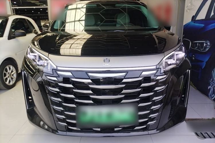 Used BYD Xia 2025 DM-i 1.5T 180km Beyond Edition
