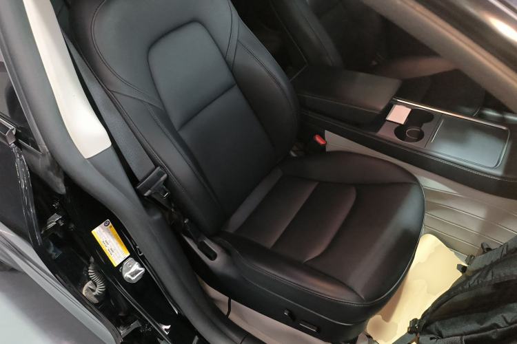 Used Tesla Model Y 2023 Rear-Wheel-Drive Version