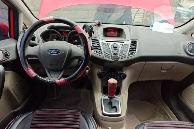 Used Ford Fiesta 2011 Hatchback 1.5L Automatic Fashion Edition

