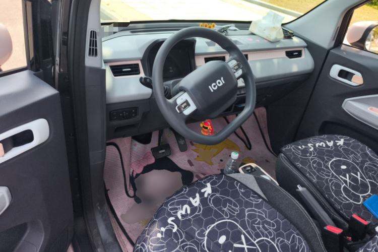 Used Chery QQ Ice Cream 2022 170km Sundae Phosphate Lithium-Ion Steering Wheel