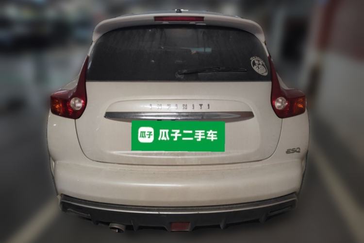 Used Infiniti ESQ 2014 1.6L Luxury Edition