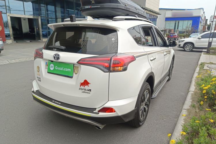 Used Toyota RAV4 2016 2.0L CVT Two-Wheel Drive Urban Edition China V Standard
