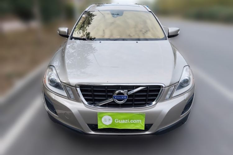 Used Volvo XC60 2013 T6 AWD Comfort Edition
