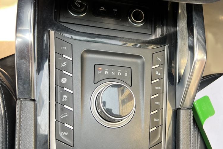 Used Zotye T700 2017 1.8T Dual-Clutch Prestige Model
