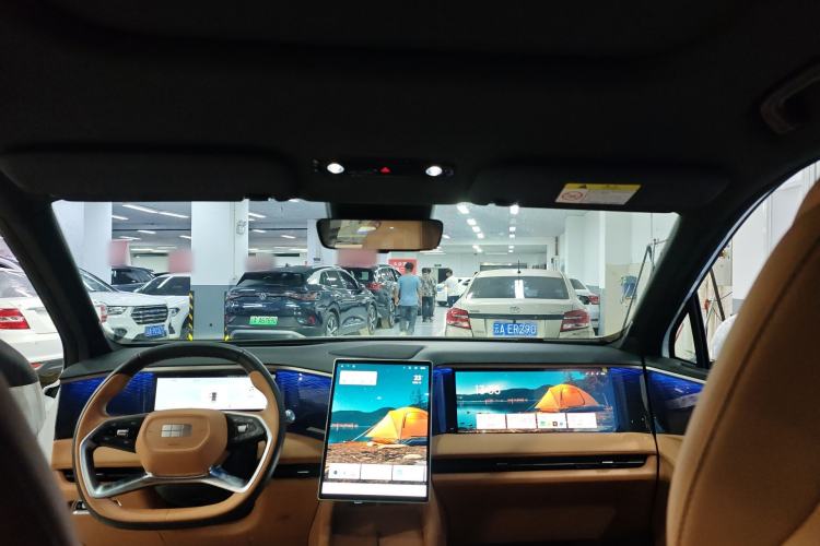 Used Geely Galaxy L7 2025 EM-i 115km Exploration+ Edition Headliner