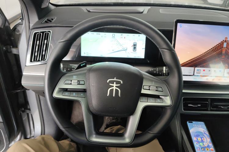 Used BYD Song L DM-i 2025 Intelligent Driving Version 160 km Beyond-Range Type
