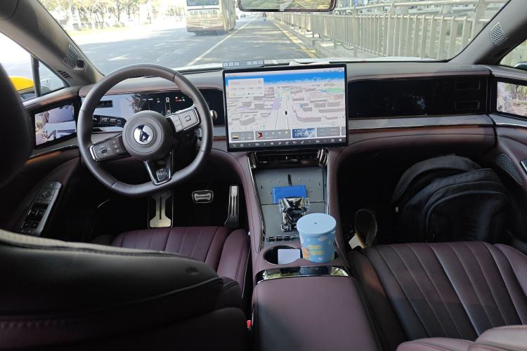 Used Denza Z9GT 2024 1100 4x4 Ultra First Edition Center Console