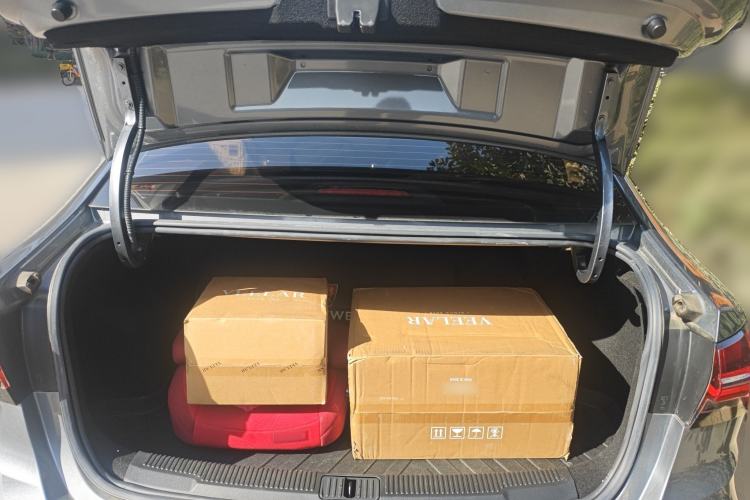 Used Roewe i5 2021 1.5L CVT Platinum Edition