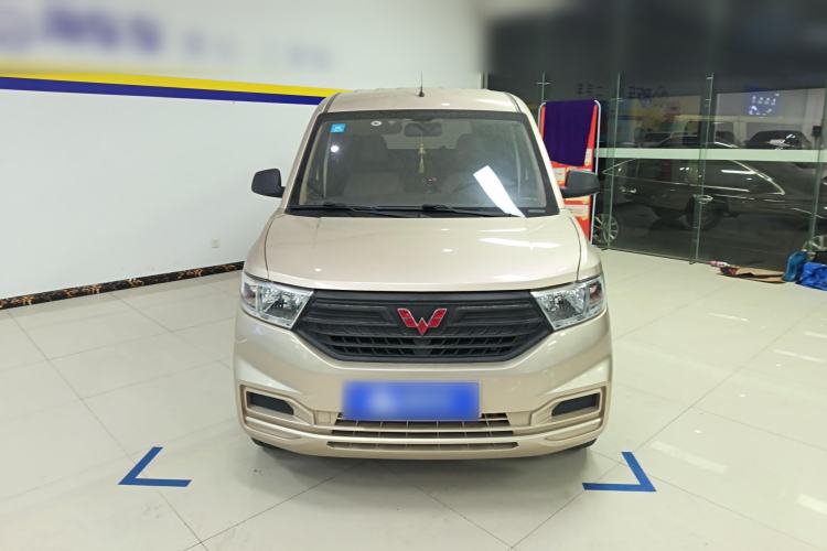 Used Wuling Hongguang V 2022 1.5L Jingqu Edition Electric-Assist LAR