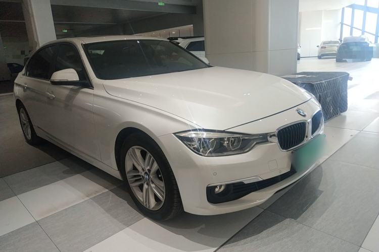 Used BMW 3 Series 2016 320Li Ambition Model Front Right 45 Deg