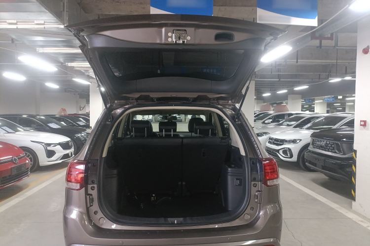 Used Mitsubishi Outlander 2021 2.0L Two-Wheel Drive Comfort Edition 5 Seats