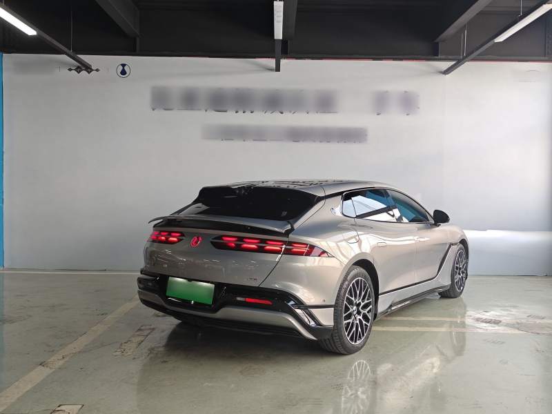 Used Denza Z9GT 2026 Flash Charge Prestige Edition — 4