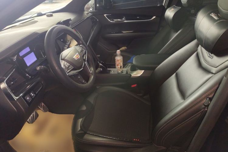 Used Cadillac XT5 2021 2.0T Two-Wheel Drive Luxury Version Left Front Seat