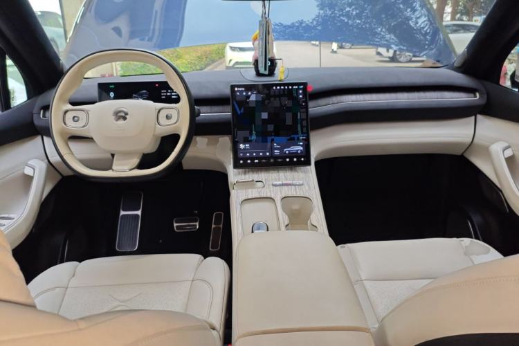 Used Nio ES7 2022 100kWh First Edition Center Console