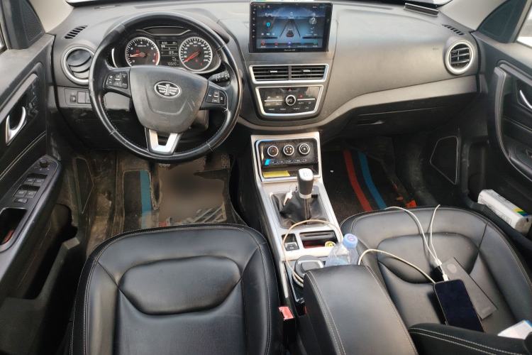 Used Bestune X40 2019 1.6L Manual Luxury Edition China VI