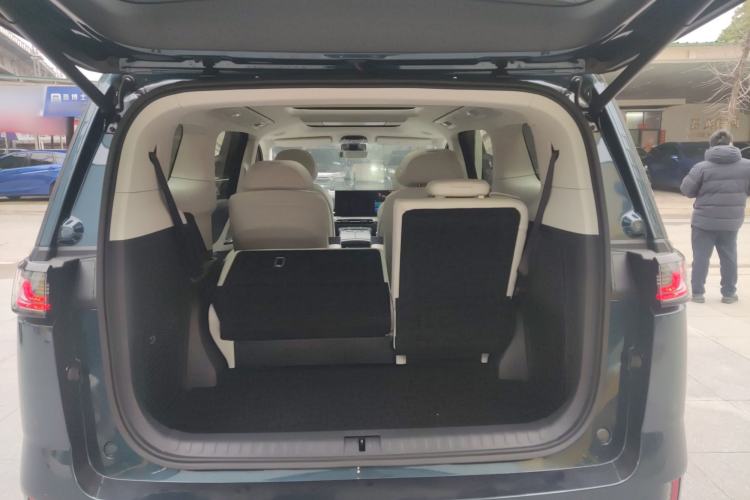 Used VOYAH Dream 2025 PHEV Four-Wheel-Drive Flagship Kunpeng Edition