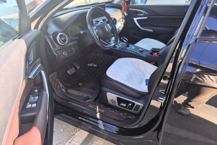 Used Wey VV7 2019 Upgraded Model 2.0T Flagship Version China V Standard
