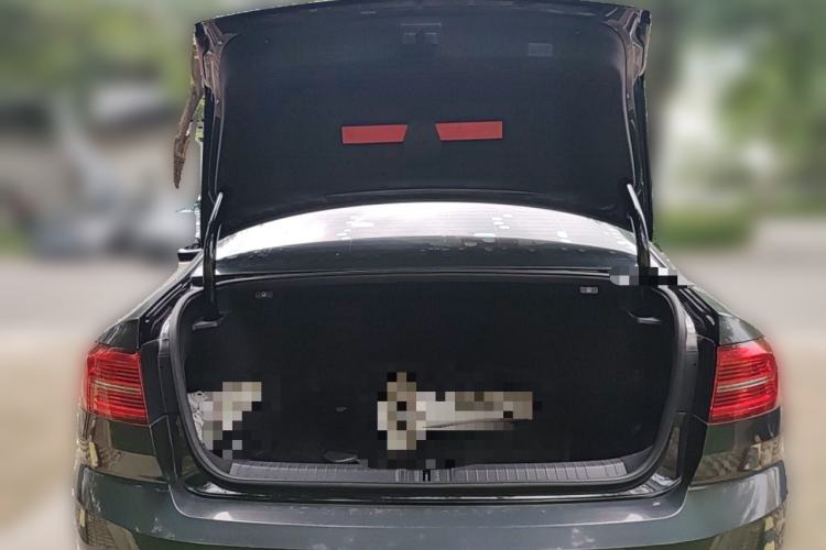 Used Volkswagen Magotan 2019 330TSI DSG Leading Model China VI Standard Trunk