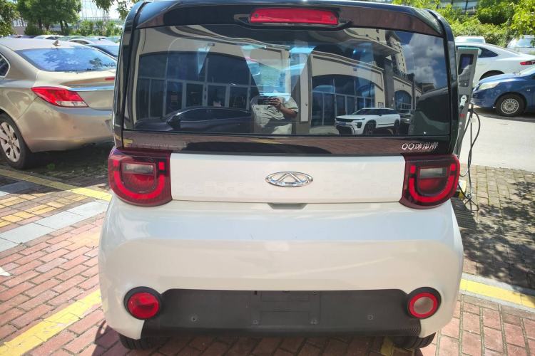 Used Chery New Energy QQ Ice Cream 2022 170km Sundae Phosphate Lithium-Ion