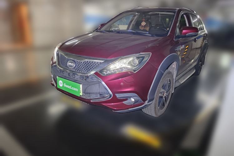 Used BYD Tang New Energy 2015 2.0T Four-Wheel-Drive Flagship Model
