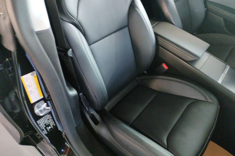 Used Tesla Model 3 2025 Rear-Wheel-Drive Version