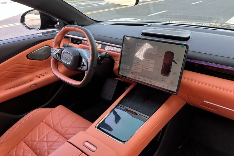 Used Lynk & Co Lynk & Co 10 EM-P 2025 Model 240 Four-Wheel Drive Ultra