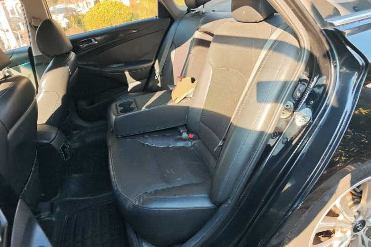 Used Hyundai Sonata 2014 2.4L Automatic Leading Edition China IV Standard