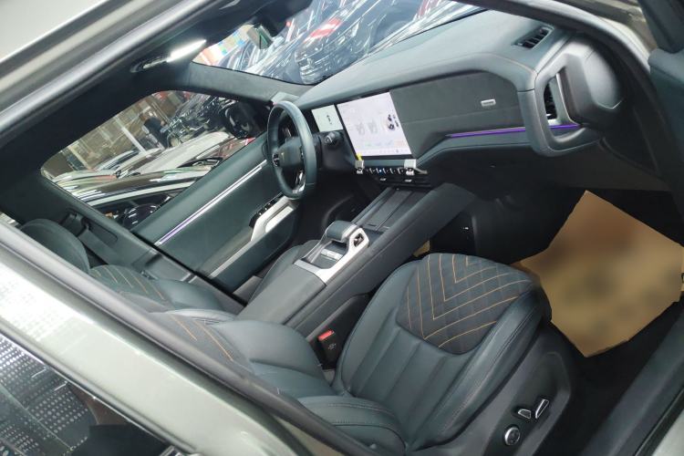 Used Deepal G318 2024 Four-Wheel-Drive Air Suspension Model Right Front Seat