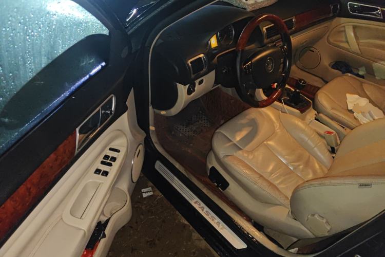 Used Volkswagen Passat 2011 2.0L Manual Luxury Version
