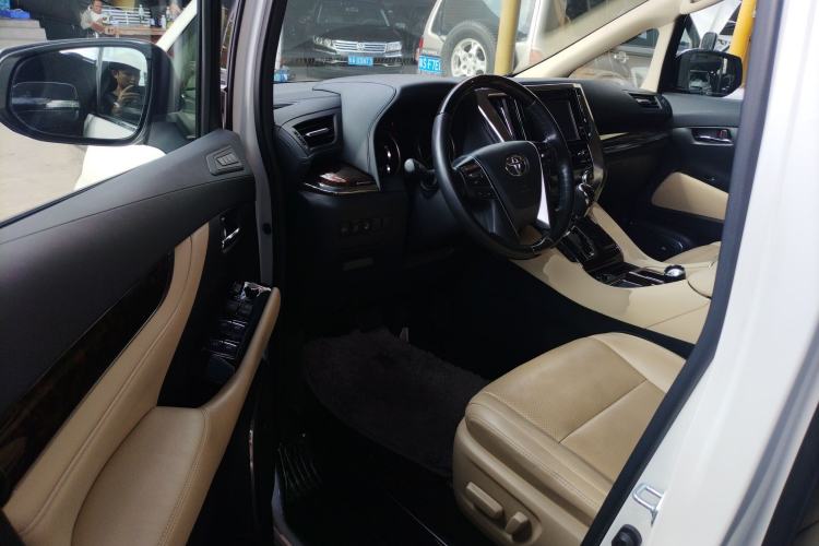 Used Toyota Alphard 2018 Revised Version 3.5L Luxury Edition