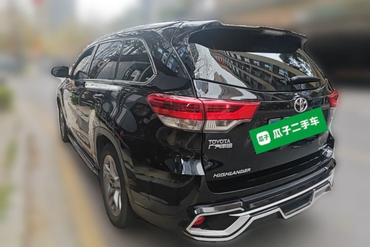 Used Toyota Highlander 2018 2.0T Four-Wheel Drive Luxury Edition 7 Seats China V Emission Standard