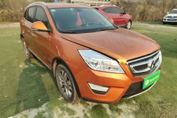 Used BAIC Senova X65 2015 2.0T Automatic Elite Model
