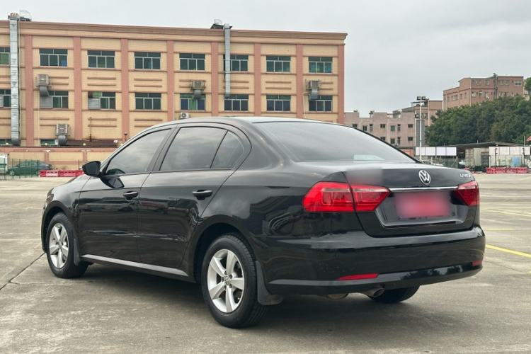 Used Volkswagen Lavida 2013 Revised Classic 1.6L Automatic Fashion Edition